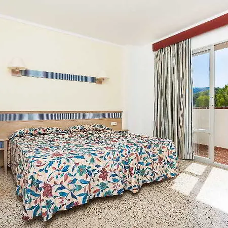 Globales Simar Hotell 3*