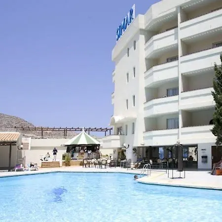 Hotell Globales Simar 3*
