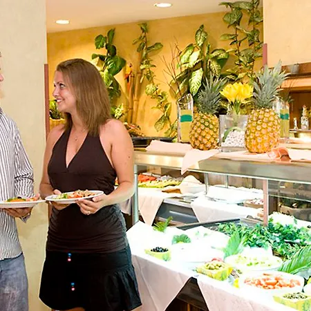 Hotell Globales Simar Cala de Sant Vicenc