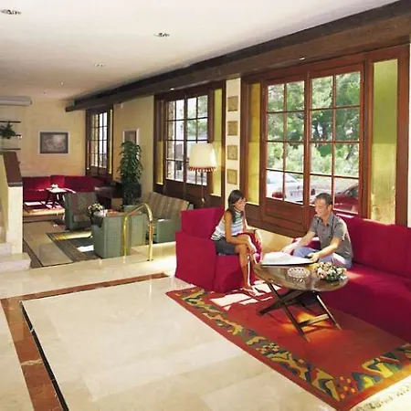 Globales Simar Hotell 3*