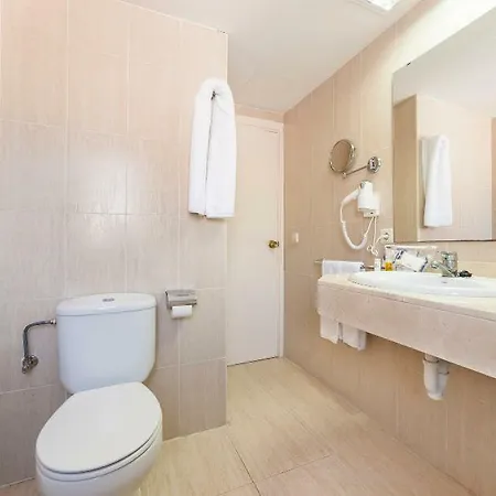 Hotell Globales Simar 3*